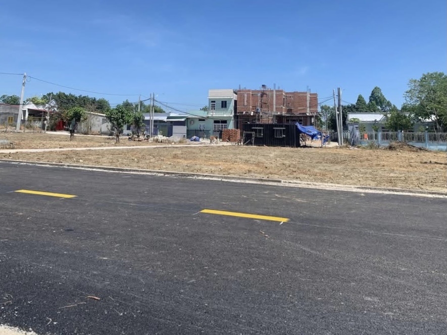 Đất 1008m² sổ hồng riêng tại Bình Long - Gần chợ, trường học chỉ 160 triệu!