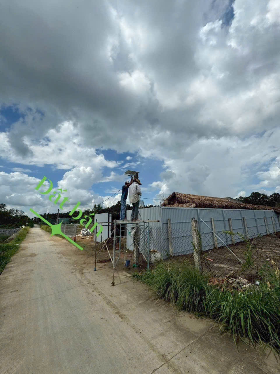 Đất nền thổ cư 240m² mặt tiền xe hơi xã Tân Chánh - Đầu tư sinh lời chỉ 680 triệu!