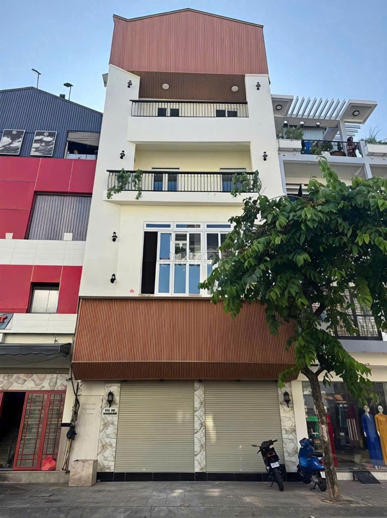 Nhà Mặt Tiền Đường Nguyễn Đình Chiểu 240m² giá 50 triệu - Khu VIP, đông đúc!