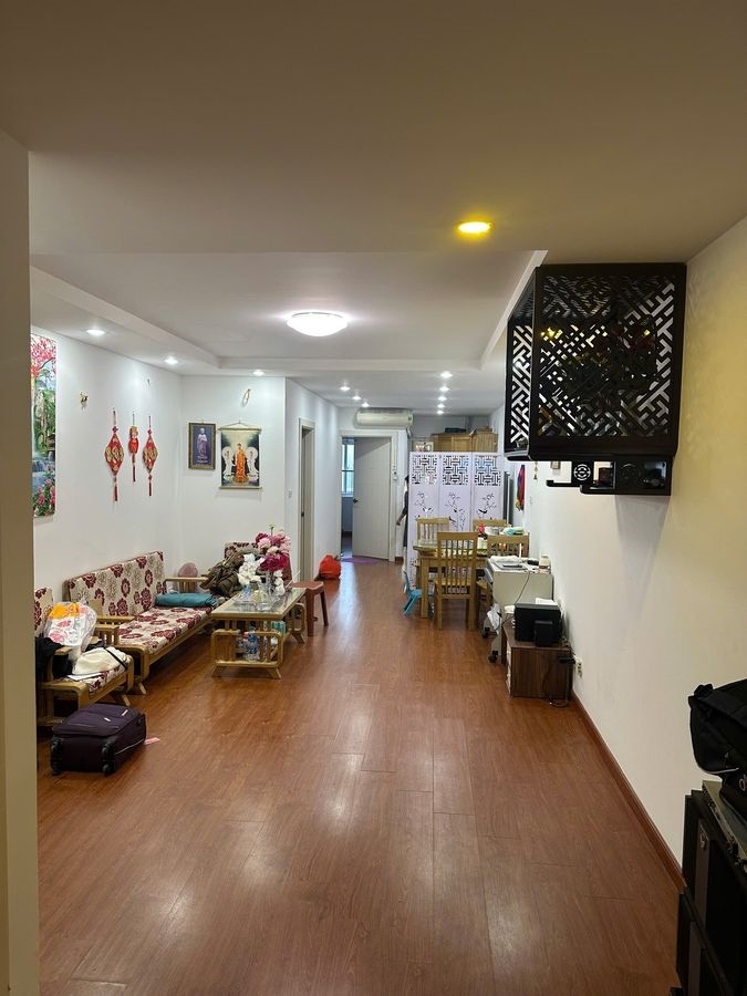 Căn hộ 3 phòng ngủ Chung cư Mạc Thái Tổ 98m² giá 7.3 tỷ - Tiện ích hoàn hảo ngay trung tâm!