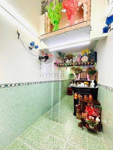 Cho Thuê Nhà Nguyên Căn Hẻm 231 Bình Tiên P8 Quận 6 giá 6 triệu - Thích hợp cho gia đình nhỏ!