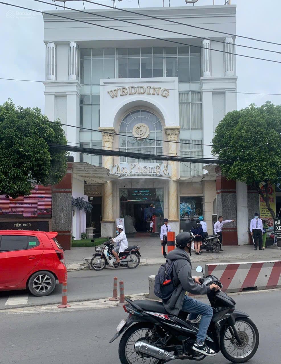 Cho thuê nhà mặt phố Lê Văn Khương, 506.7m² chỉ 180 triệu - Cơ hội kinh doanh tuyệt vời!