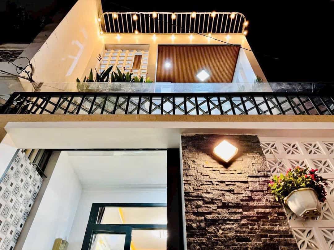 Bán nhà hẻm 1 sẹc Phạm Văn Đồng, P11, Bình Thạnh 43m² giá 2.05 tỷ - Sổ hồng riêng chính chủ!