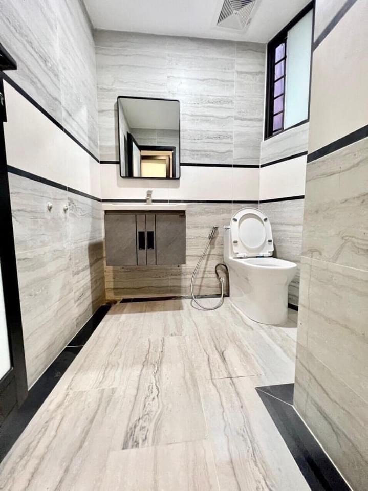 Nhà phố Nguyễn Trãi, Hà Đông 39m² giá 6.1 tỷ - Vị trí vàng, tiện ích đầy đủ!