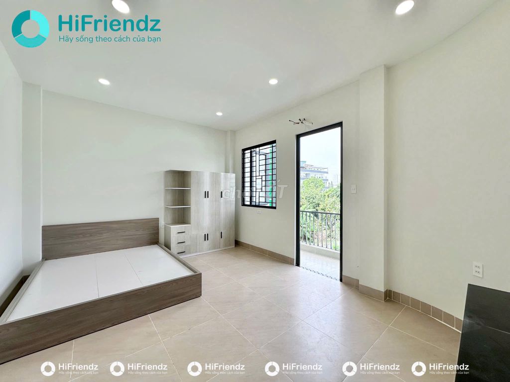 Căn hộ dịch vụ full nội thất Đình Phong Phú 28m² giá 5 triệu - Ban công thoáng mát, tiện nghi đầy đủ!