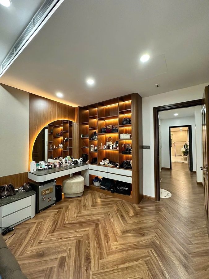 Nhà riêng Minh Khai 57m² giá 11.98 tỷ - Vị trí đắc địa, thiết kế hiện đại!