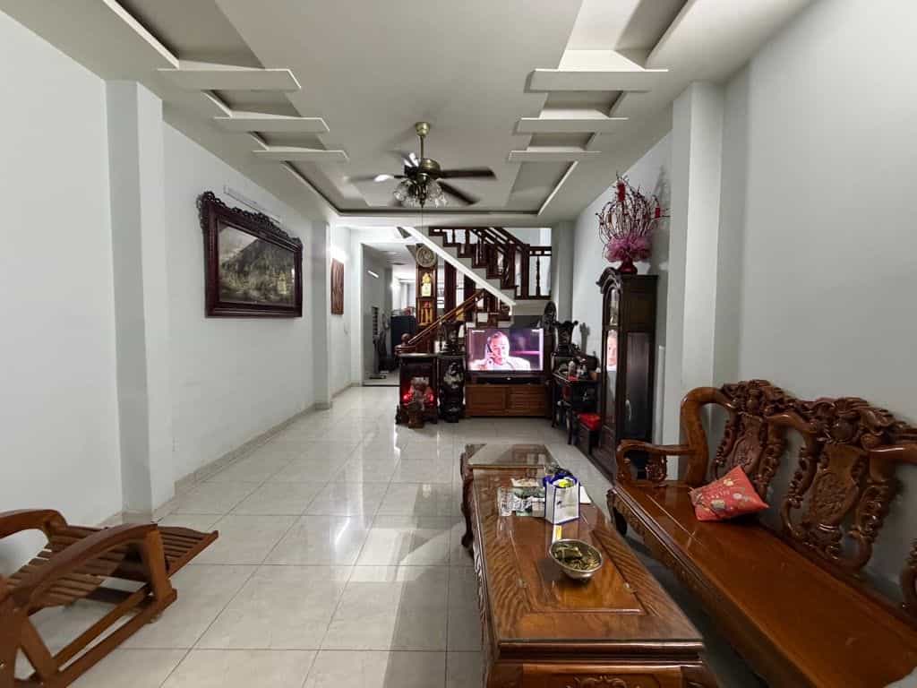 Nhà mặt tiền Tân Hòa 2, 151m² giá 16.5 tỷ - Kinh doanh đỉnh cao tại Quận 9