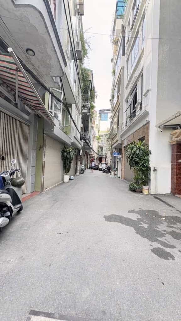 Nhà Phố Phương Mai Đống Đa 32m² giá 10.9 tỷ - Ô tô vào tận nhà!