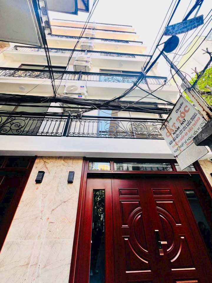 Nhà phố Xuân Diệu, Quảng An, Tây Hồ 50m² giá 25 tỷ - Thang máy hiện đại, sổ đẹp!