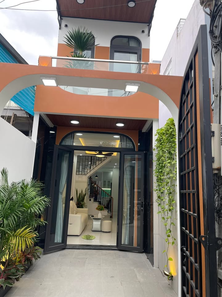 Nhà 2 tầng Kiệt ô tô Ông Ích Khiêm 90m² giá 4xx tỷ - Cơ hội đầu tư tuyệt vời!