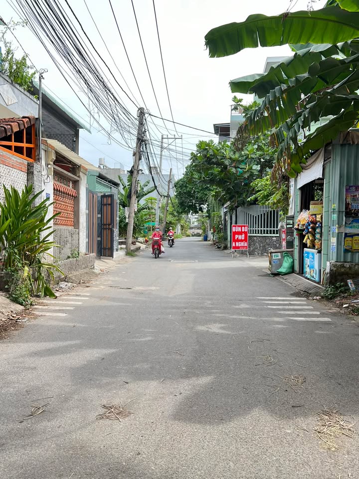 Đất Mặt Tiền 47 Trường Lưu, P. Long Trường, Thủ Đức 81m² - Vị trí kinh doanh đắc địa!