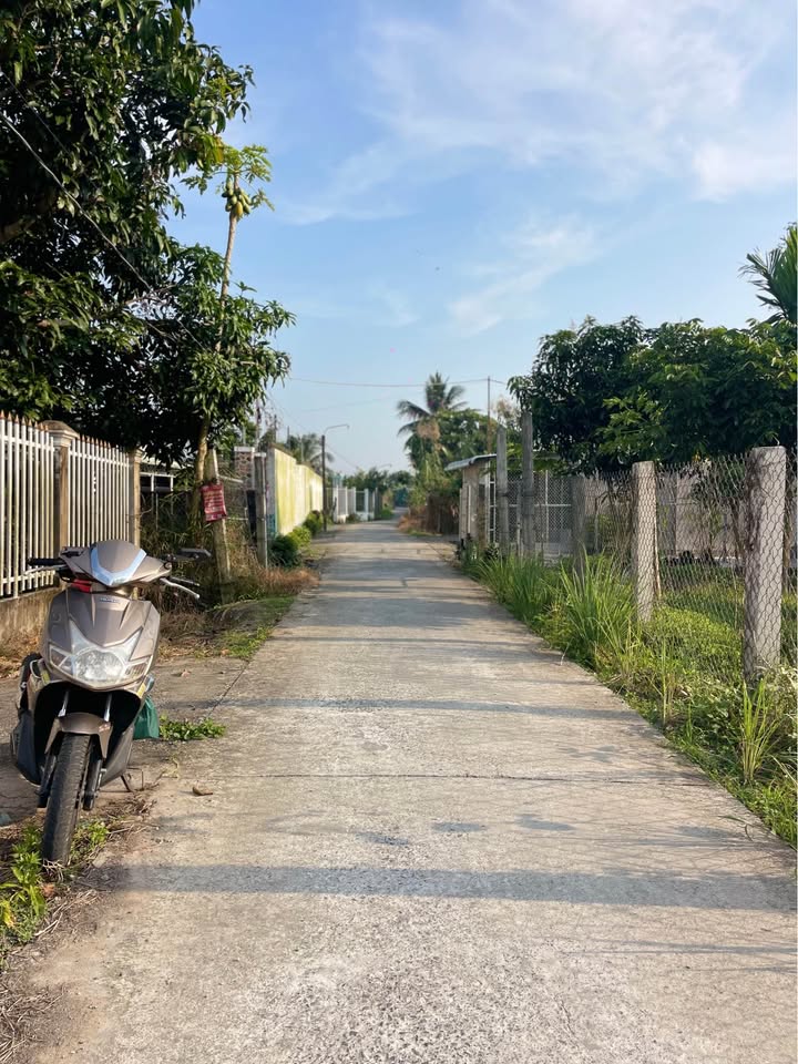 Đất nền xã Phú Quới, Vĩnh Long 124m² giá 490 triệu - Sổ đỏ chính chủ, vị trí đẹp!