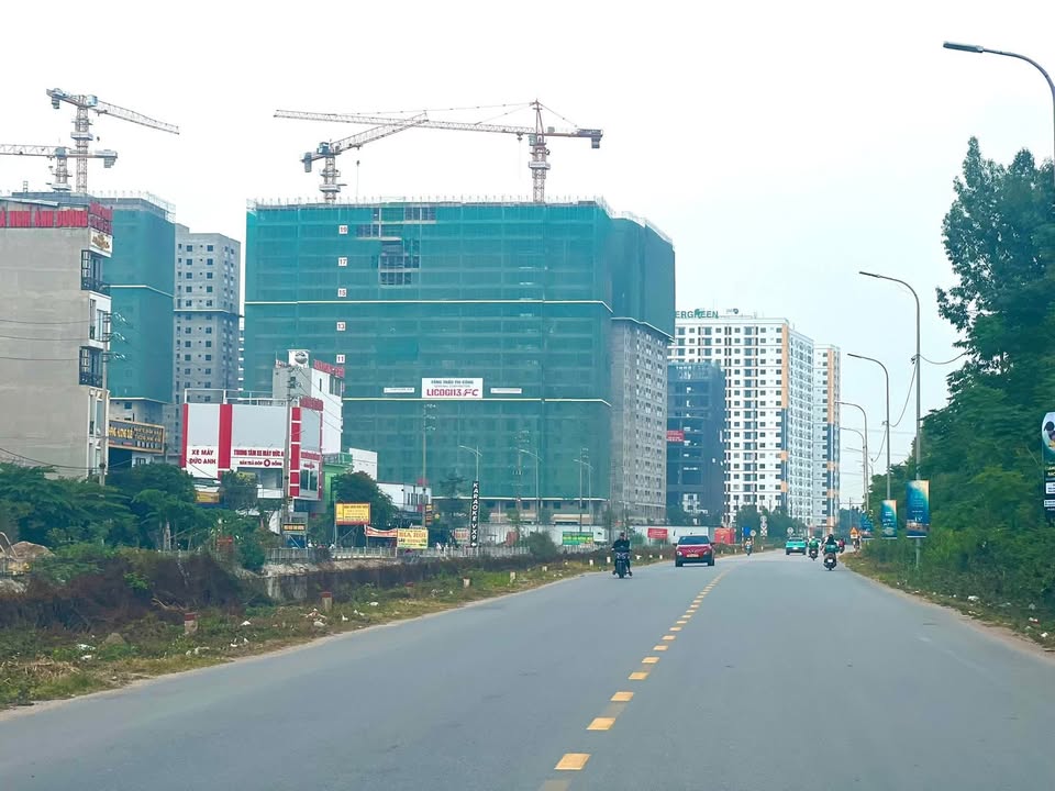 Đất đấu giá LK11 Đường Gom, 83m², giá 5.7 tỷ - Cơ hội đầu tư sinh lời!