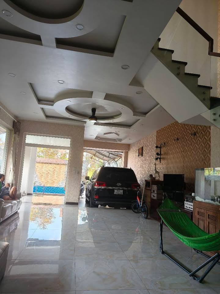 Biệt thự 4 tầng ven sông tại KDC Nam Long Trí Kiệt 240m² giá 24 tỷ - Thiết kế Châu Âu sang trọng!