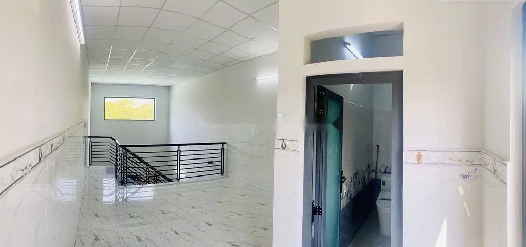 Nhà Mặt Tiền Đường Trần Văn Giàu, Quận Bình Tân 80m² - Cho Thuê Giá Rẻ 9 Triệu!