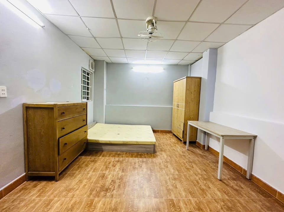 Căn hộ cho thuê tại Tây Thạnh, Tân Phú 3.3 triệu - Nội thất cơ bản, tiện nghi đầy đủ!