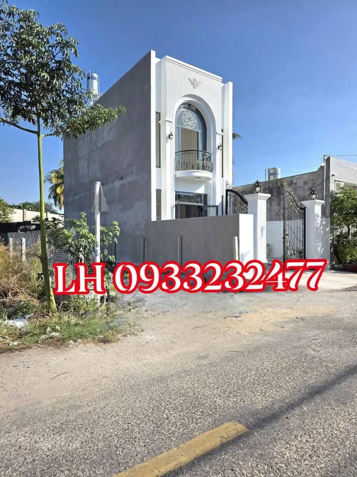 Nhà lầu hiện đại Hòa Thành Tây Ninh 106.5m² giá 1.599 tỷ - Phù hợp vừa ở vừa kinh doanh!