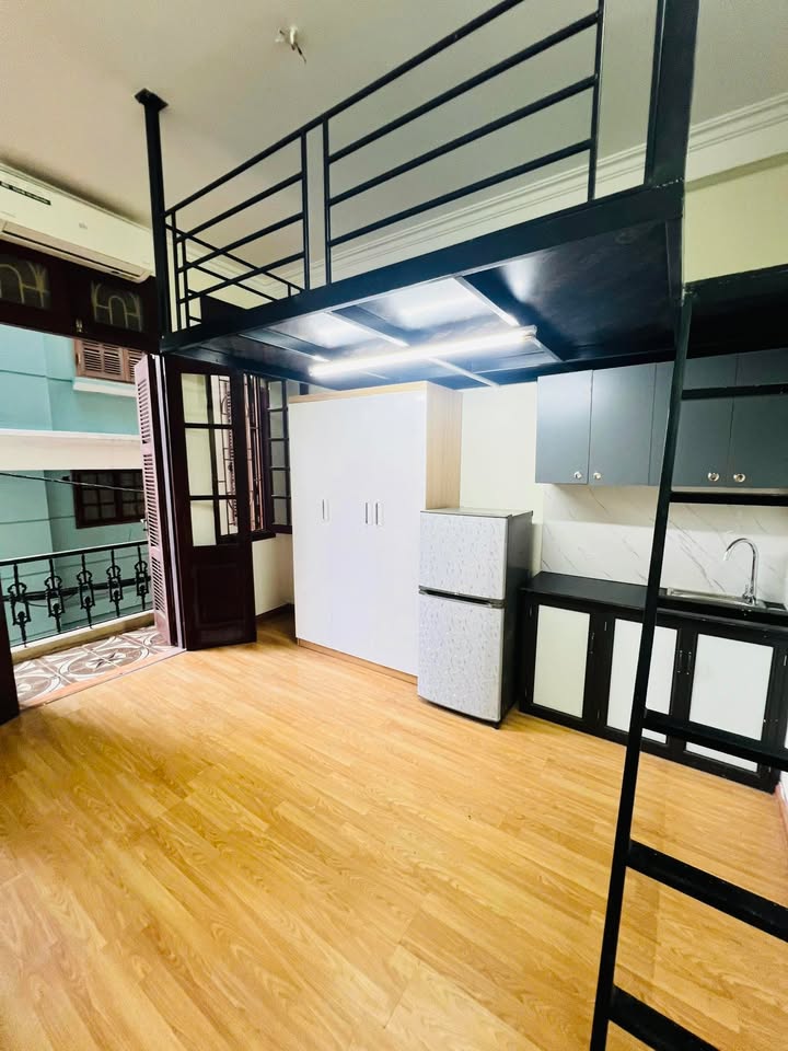 Phòng cho thuê Ngõ 318 La Thành, Đống Đa - Gác xép full đồ, chỉ từ 3.9 triệu!