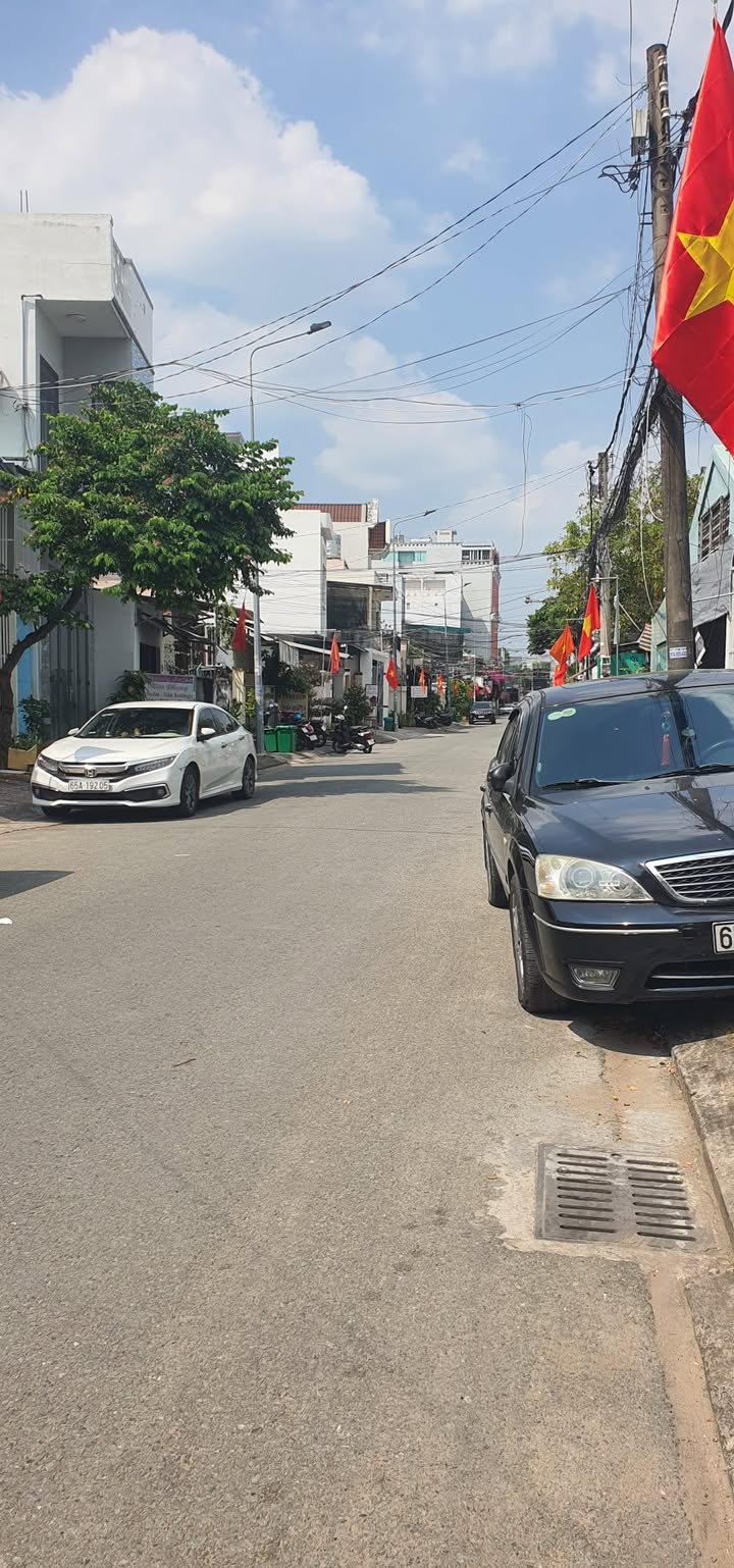 Đất nền Vị Thanh Hậu Giang 1200m² giá 10 tỷ - Sổ hồng chính chủ!