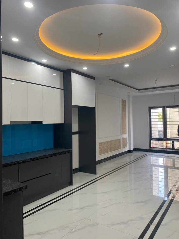 Nhà 36m² tại Cầu Tó, Huyện Thanh Trì giá 4.2 tỷ - Sổ đỏ chính chủ, ô tô đỗ sát nhà!