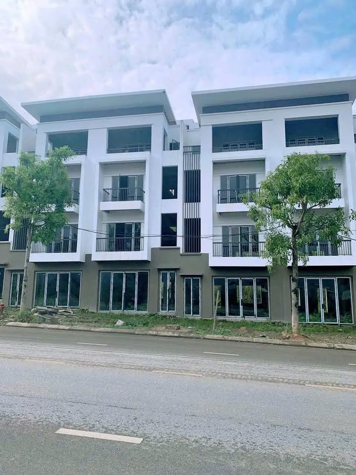 Nhà xây thô 132m² đường Võ Nguyên Giáp - Giá 4.95 tỷ, vị trí đắc địa!