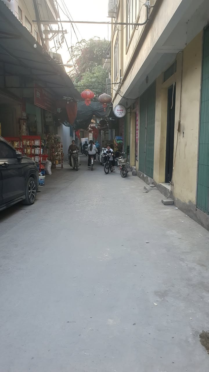 Đất Phú Lương 49m² giá 7.3 tỷ - Ô tô vào tận đất, tặng nhà 2 tầng ở ngay!