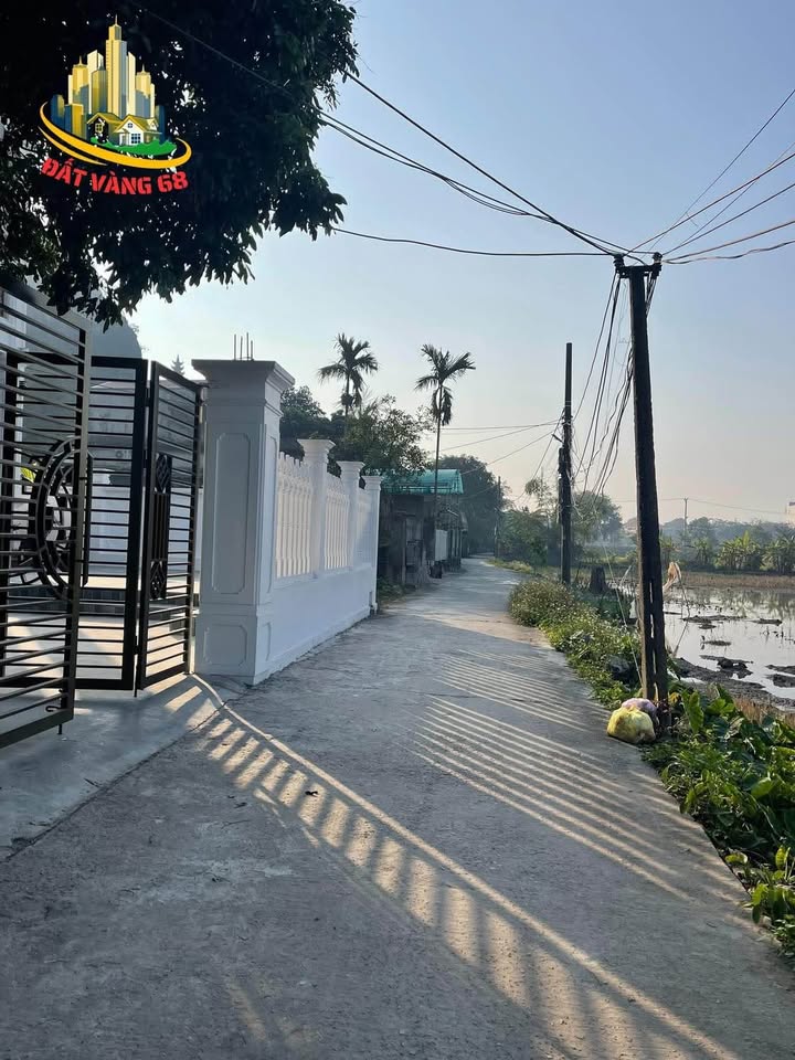 Đất nền Phường Ninh Mỹ 196m² giá 4 tỷ - Lưng tựa núi, view đồng xanh!