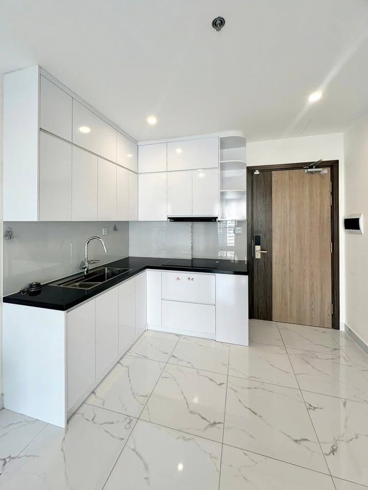 Căn hộ The Tropical Tân Bình 3PN 9 triệu - View thoáng, sẵn sàng vào ở!