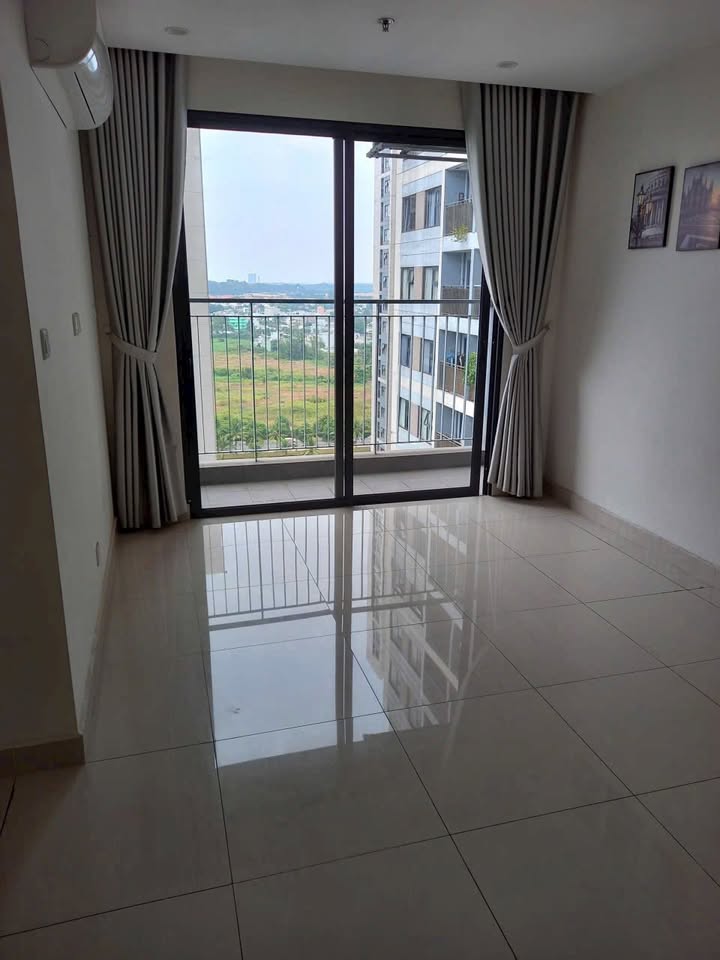 Căn hộ Vinhomes Grand Park 3PN Quận 9 giá 8 triệu - Nội thất đầy đủ, sẵn sàng vào ở!