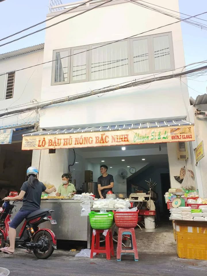 Nhà đường Âu Cơ, Phường 14, Q. Tân Bình 52m² giá 12 tỷ - Kinh doanh ngay!