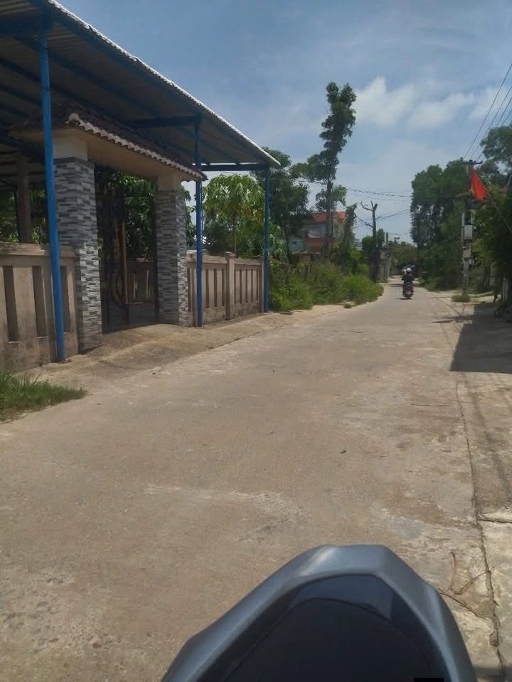 Đất nền xã Bình Sơn, Bình Chánh 150m² giá 900 triệu - Đường ô tô thông thoáng!