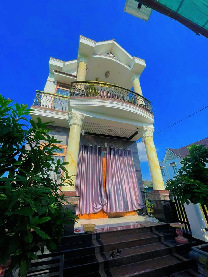 Nhà 2 lầu Tân Xương, Suối Cát, Cam Lâm 172m² giá 2.6 tỷ - Chính chủ bán gấp!