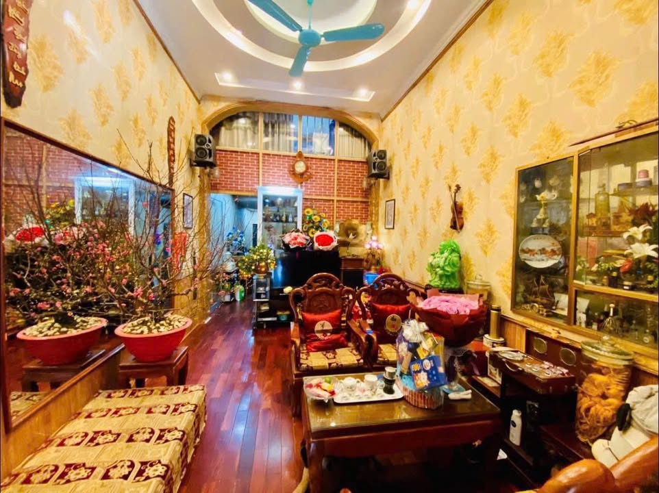 Bán nhà 3 tầng mặt phố Bình Lộc, Tân Bình 70.8m² giá 5 tỷ - Chính chủ, pháp lý rõ ràng!