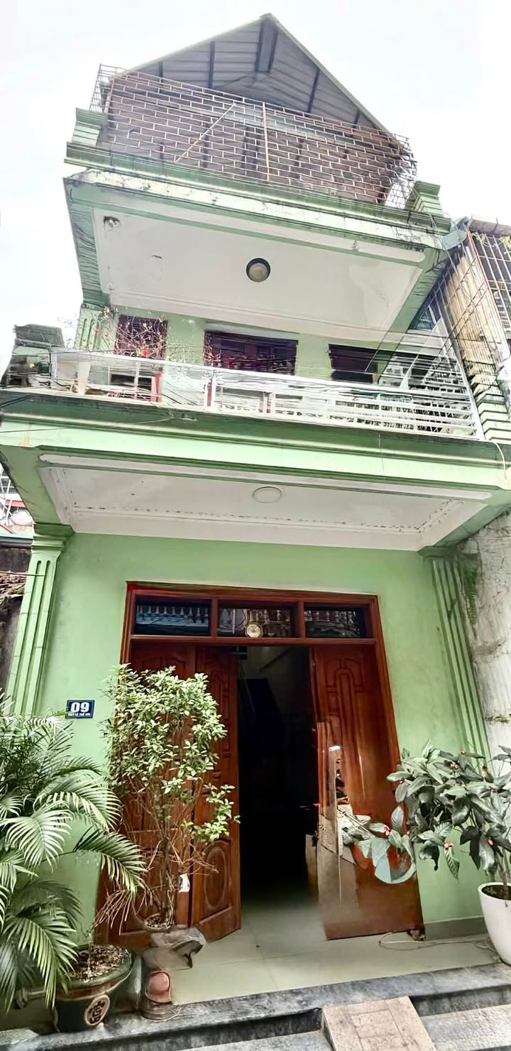 Nhà bán FrontHouse tại Ba Đình, Thanh Hóa 67m² giá 3 tỷ - Mặt tiền kinh doanh sầm uất!