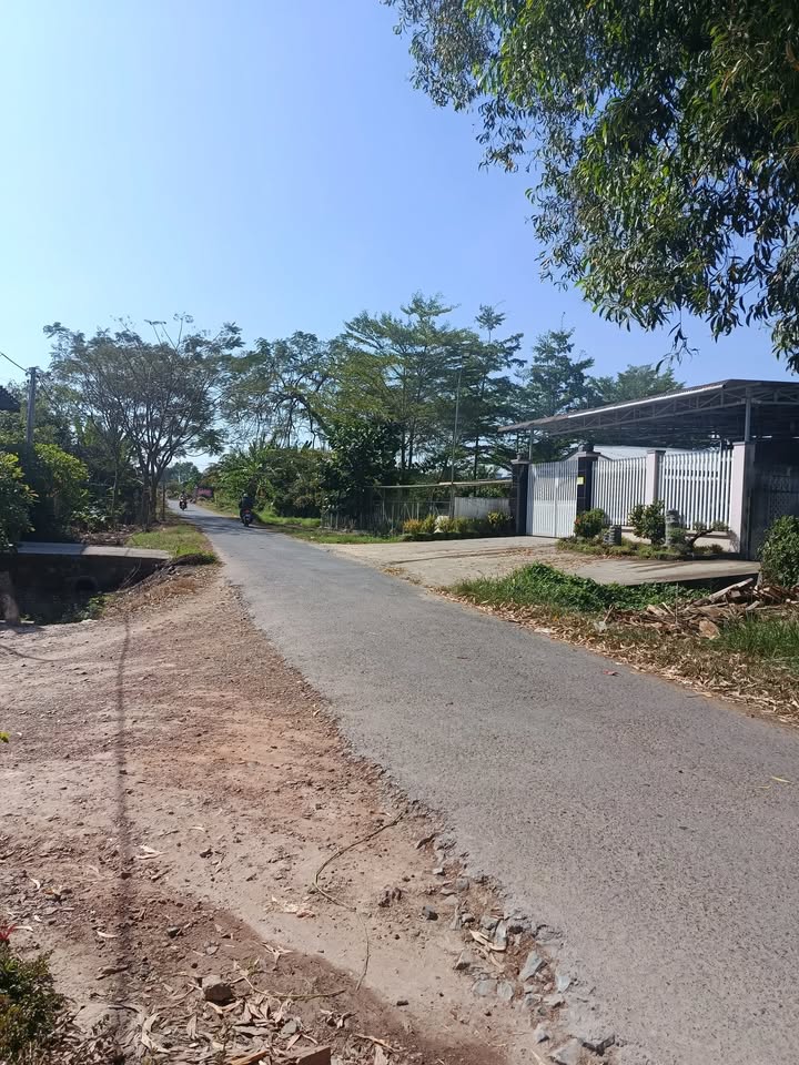 Nhà mặt tiền hẻm 19 Ngô Quyền Hòa Thành 150m² giá 2.2 tỷ - Thích hợp kinh doanh đa ngành!