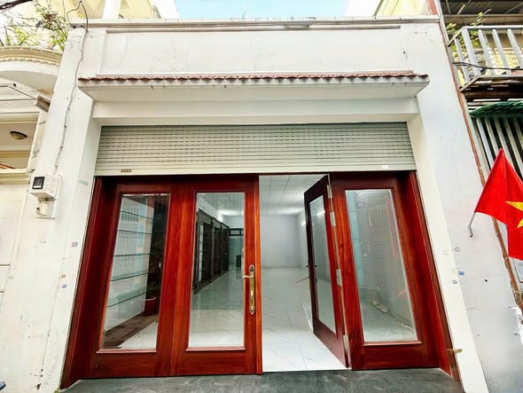 Nhà Bàu Cát, Tân Bình 105m² giá 7.4 tỷ - Đầu tư sinh lời ngay!