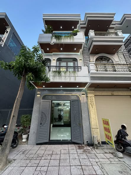 Nhà 3 tầng tại Bình Chuẩn, 76m² giá 4.7 tỷ - Sẵn sàng vào ở ngay!