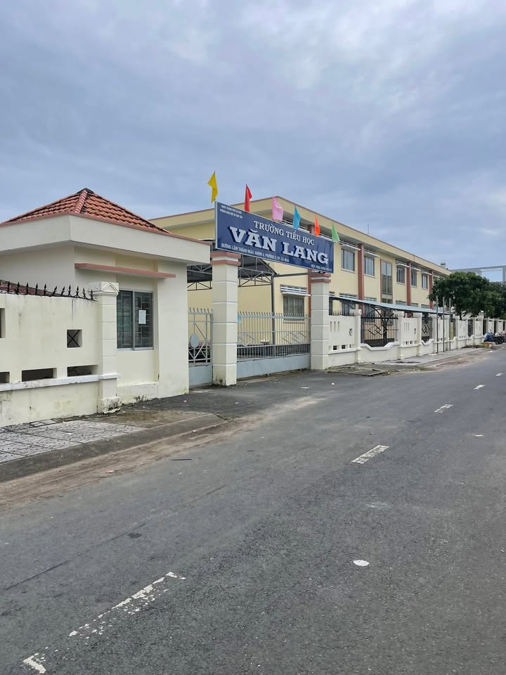 Đất nền Phường 5 Cà Mau 60m² giá 1,2 tỷ - Vị trí thuận lợi gần trường học!