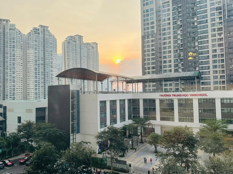 Căn hộ Landmark 87m² quận Bình Thạnh giá 12 tỷ - Full nội thất đẹp, sổ hồng chính chủ!