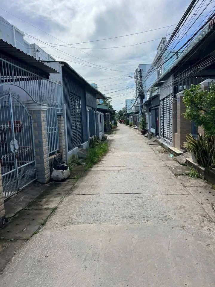 Nhà trệt lầu hẻm 0T0 Trương Công Định, TP. Sóc Trăng 67m² giá 1.55 tỷ - Tặng kèm nội thất!