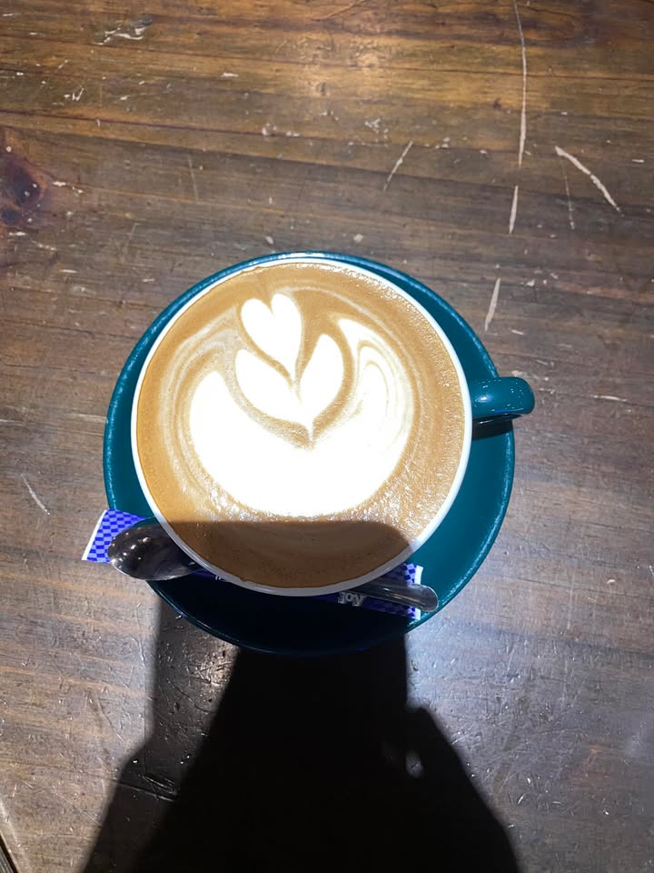 Nhà phố Hoàng Hữu Nam, Tân Bình 61m² giá 4.x tỷ - Hẻm thông xe tải, gần Metro!