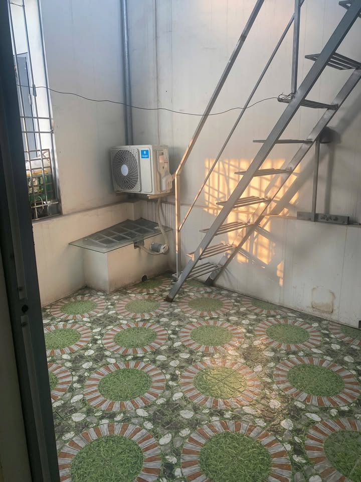 Nhà cho thuê 3 tầng tại Yên Nghĩa, Hà Đông giá 5 triệu - Phù hợp cho gia đình hoặc sinh viên