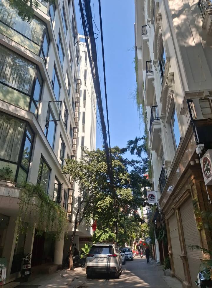 Nhà góc 8 tầng thang máy phố Đào Tấn, Ba Đình 58m² giá 42 tỷ - Đầu tư sinh lời