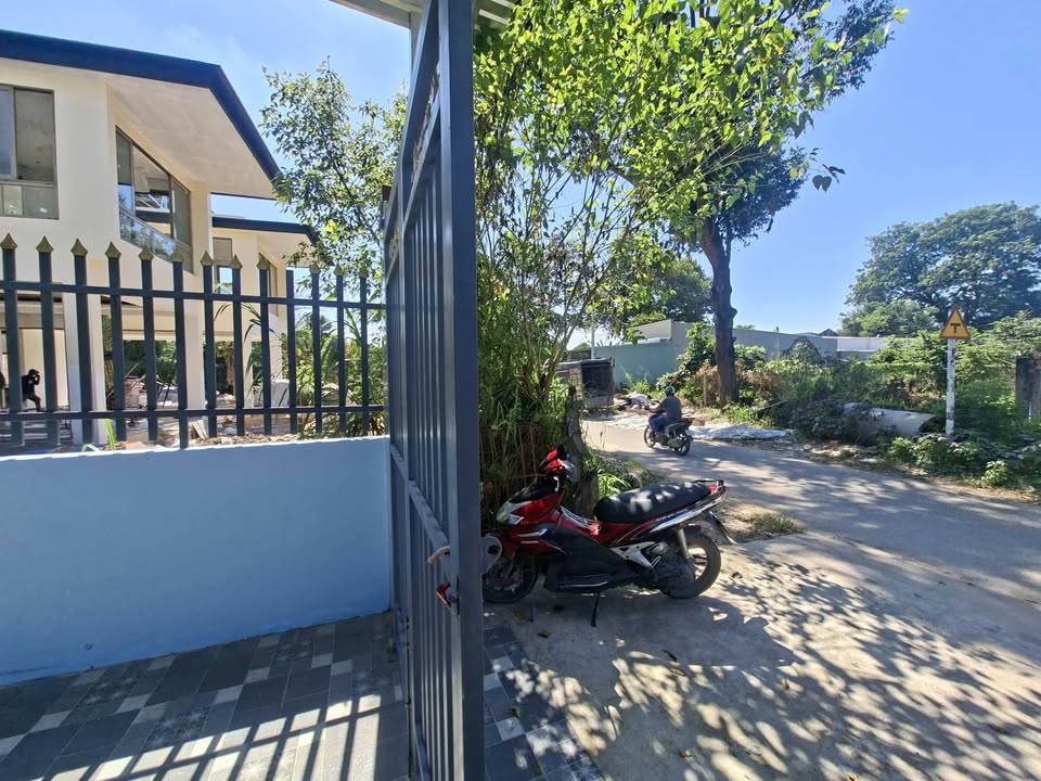 Nhà Lầu Mới 100% tại Ấp 3, Xã Tân Thạnh Đông, Củ Chi - Diện tích 146m² chỉ 3.4 tỷ!