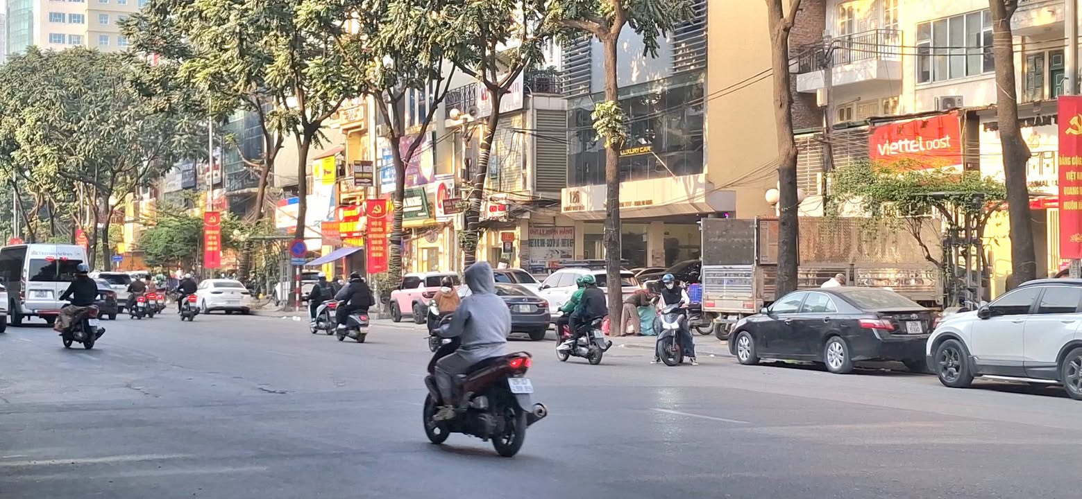 Nhà đẹp phố Ngụy Như Kon Tum, 56m², 7 tầng thang máy - Giá tốt, kinh doanh đắc địa!