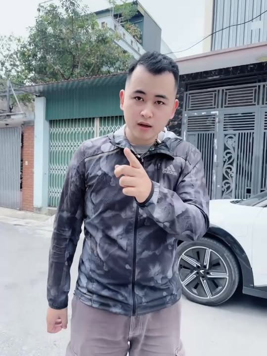 Đất bán trục chính Lê Hưng, Quảng Thắng, 80m², giá 3 tỷ - Đầu tư sinh lời ngay!