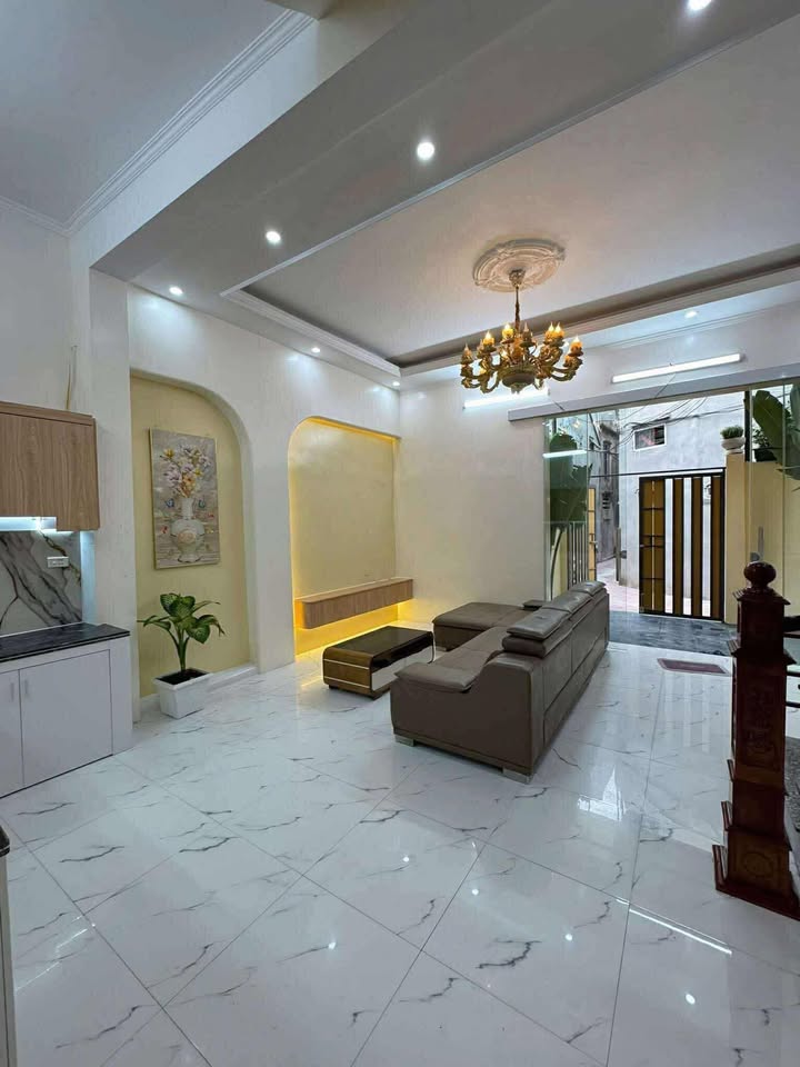 Nhà nguyên căn Trần Nhật Duật, 150m² giá chỉ 4 triệu - Phù hợp hộ gia đình!