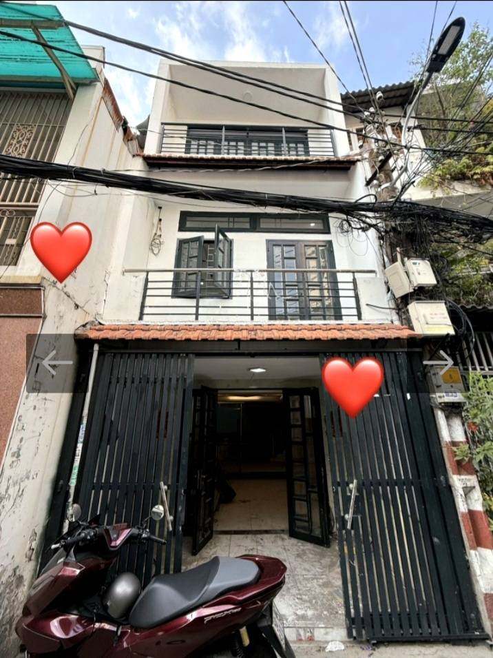 Nhà phố Cách Mạng Tháng Tám, Quận 10, 61m² giá 9 tỷ - Sổ hồng hoàn công