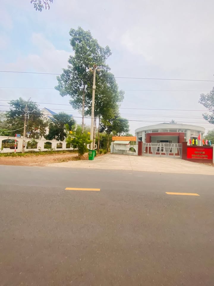 Đất nền Cầu Đôi Bến Cát 150m² giá 800 triệu - Sổ đỏ chính chủ!