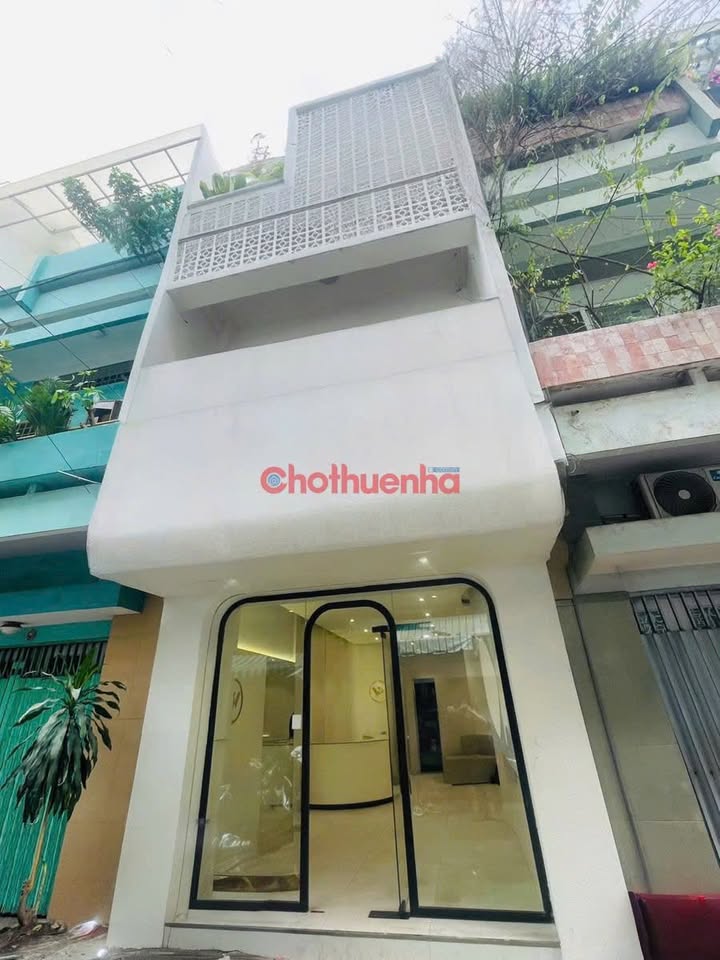 Nhà hẻm xe hơi Lý Văn Phức, Quận 1, 64m² - Phù hợp kinh doanh đa ngành!